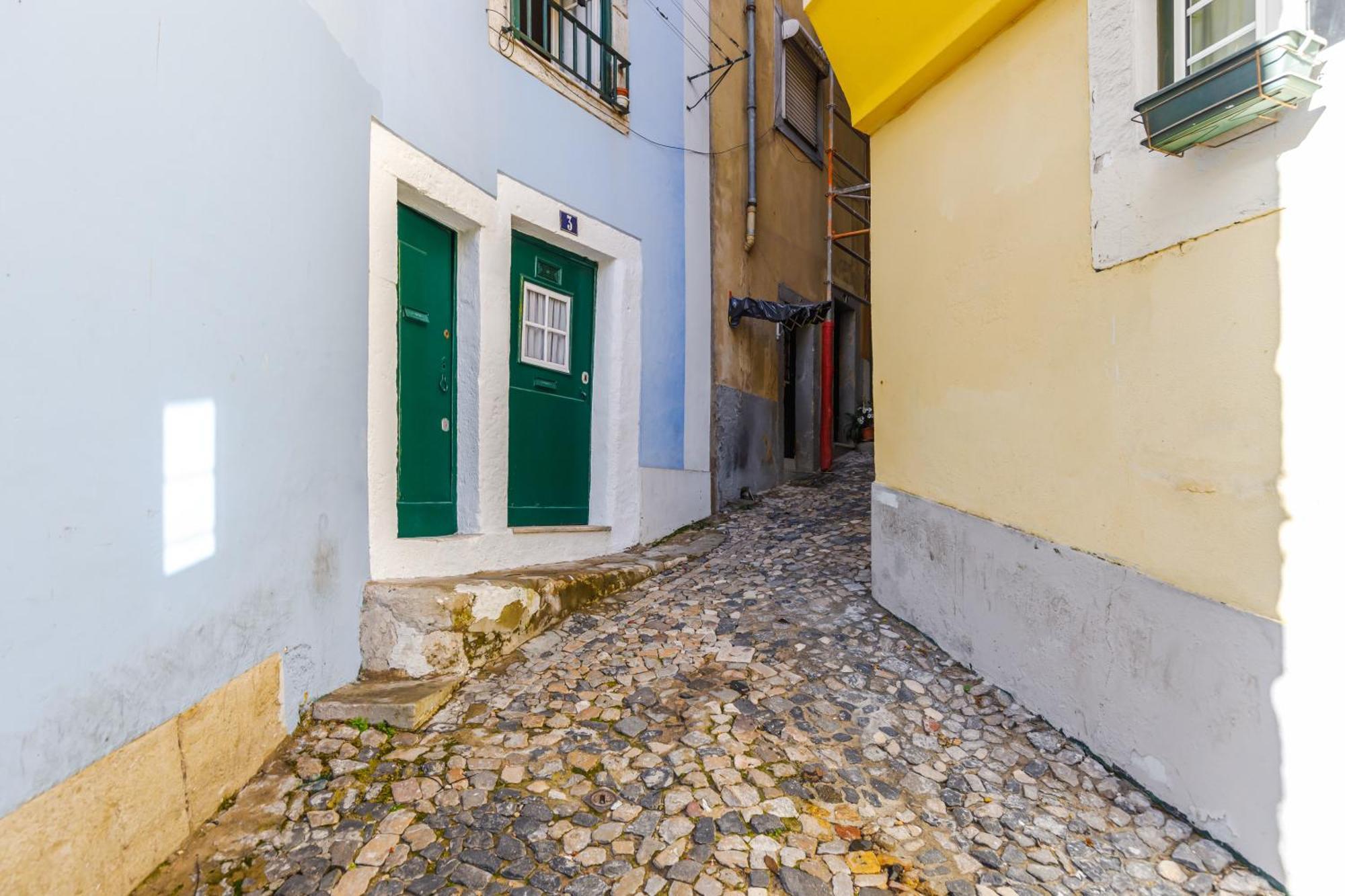 Medieval Apartament Alfama-Center Лиссабон Экстерьер фото